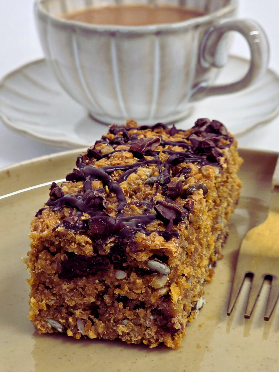 Dark chocolate fruit and seed flapjack